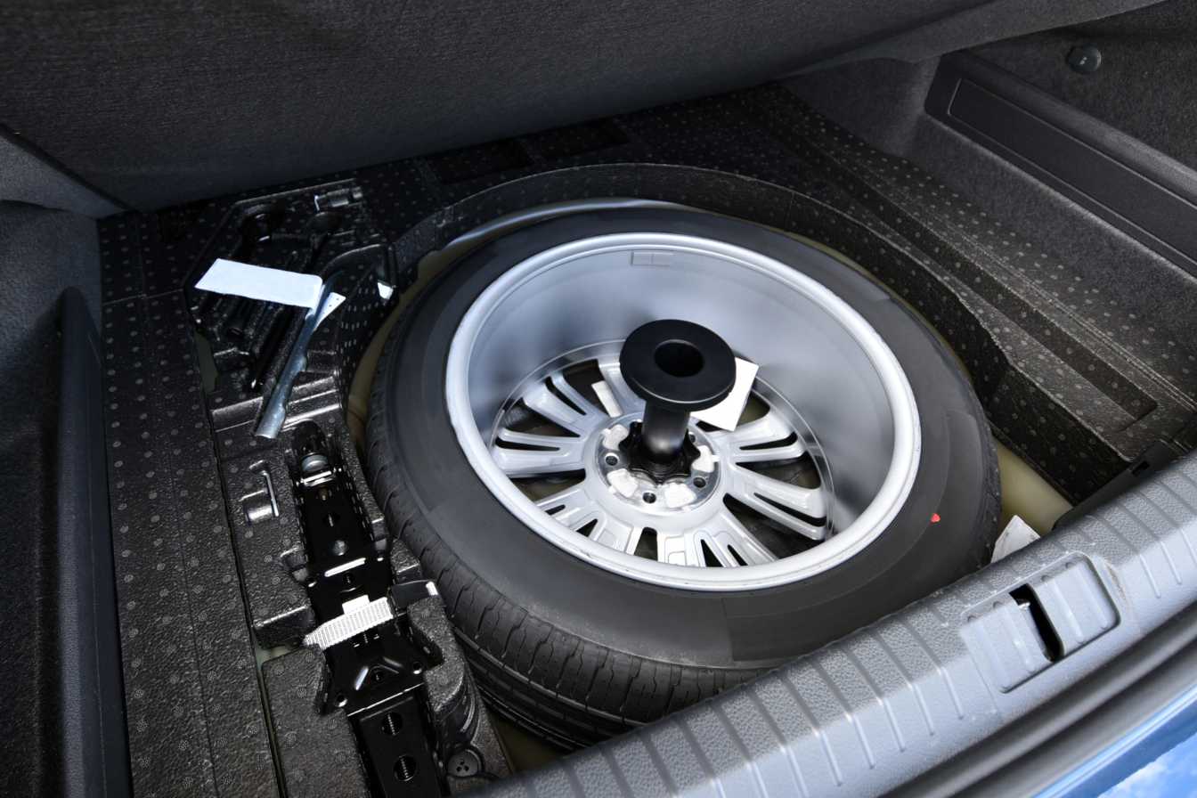 roue-de-secours-obligatoire-2